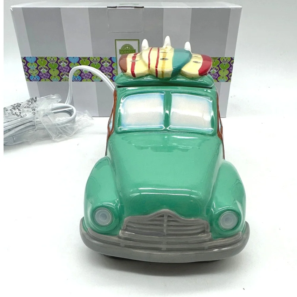 Retired Scentsy Wax Warmer Coastal Cruiser Green Woody Wagon Surfboards 47798